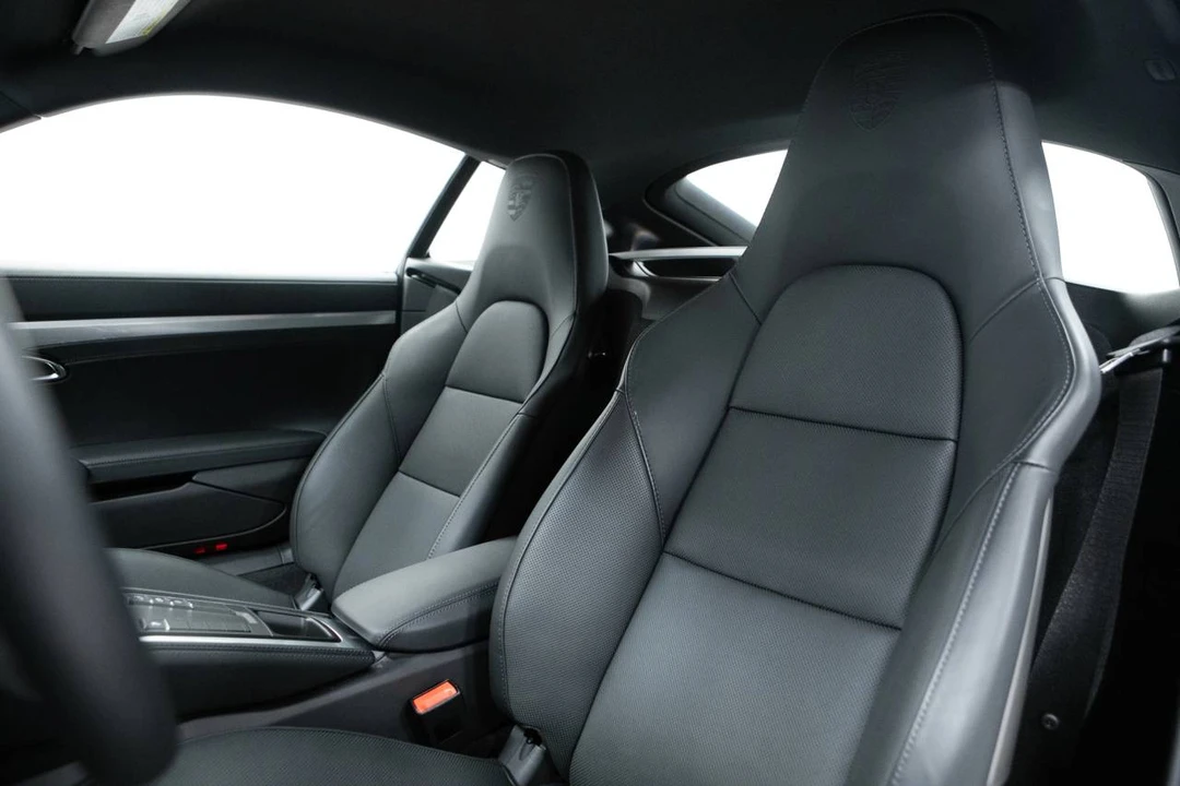 2025 Porsche 718 Cayman - Image 5 of 5