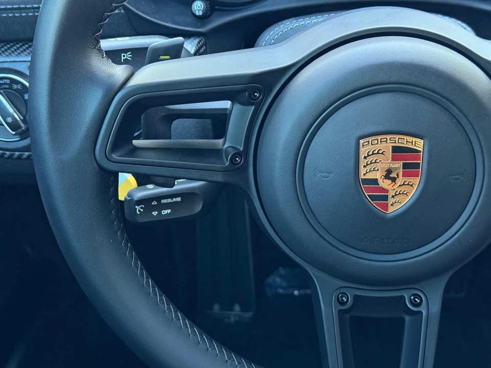 2025 Porsche 718 Cayman - Image 21 of 31