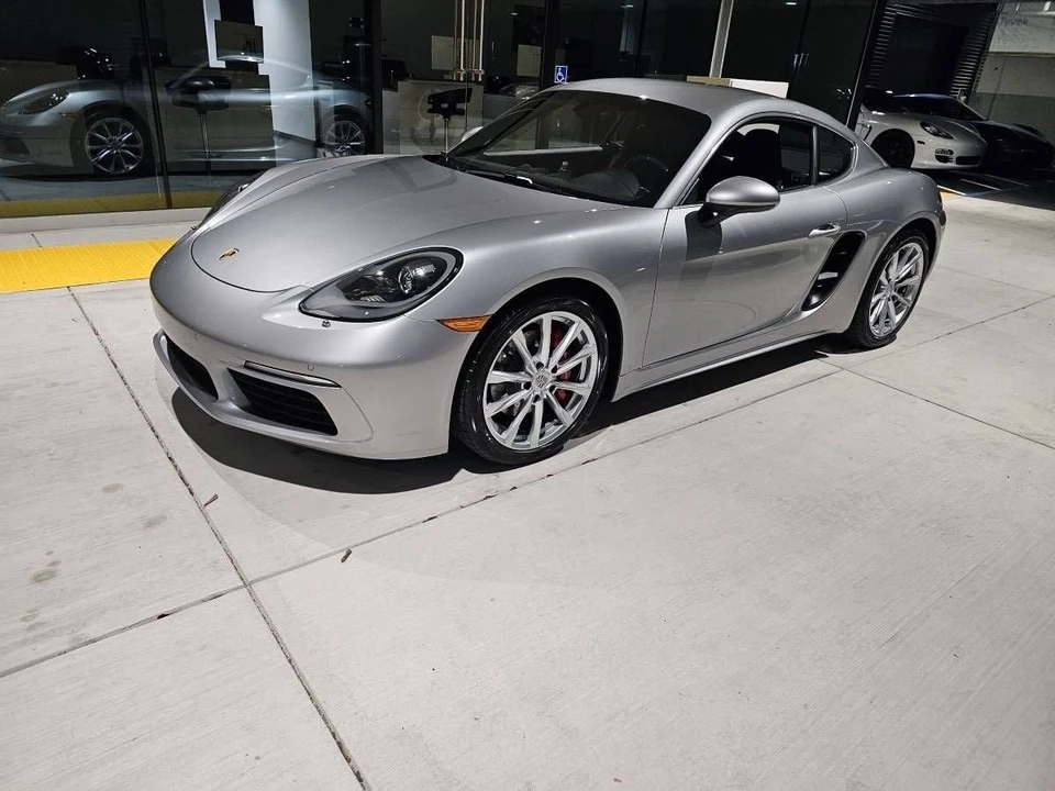 2025 Porsche 718 Cayman S - Image 3 of 14