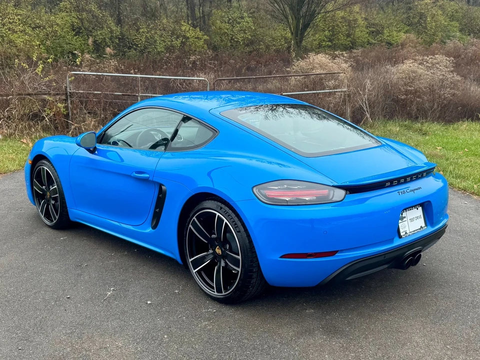 2025 Porsche 718 Cayman - Image 4 of 21