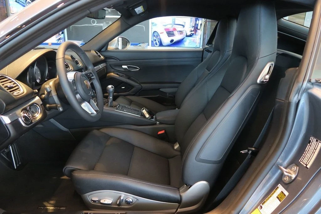 2025 Porsche 718 Cayman S - Image 18 of 21