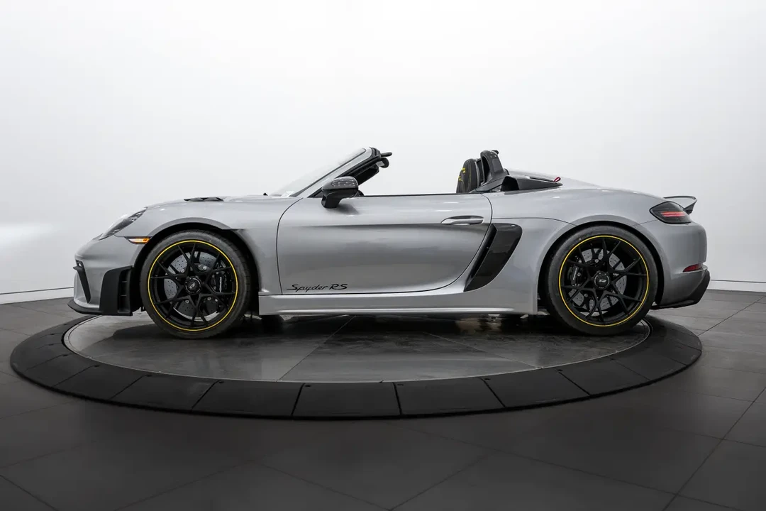2025 Porsche 718 Boxster Spyder RS - Image 2 of 6