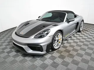 2025 Porsche - Image 5 of 31