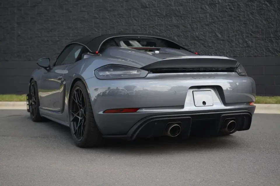 2025 Porsche - Image 31 of 31