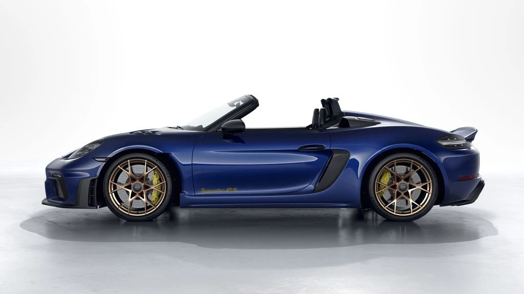 2025 Porsche - Image 2 of 8
