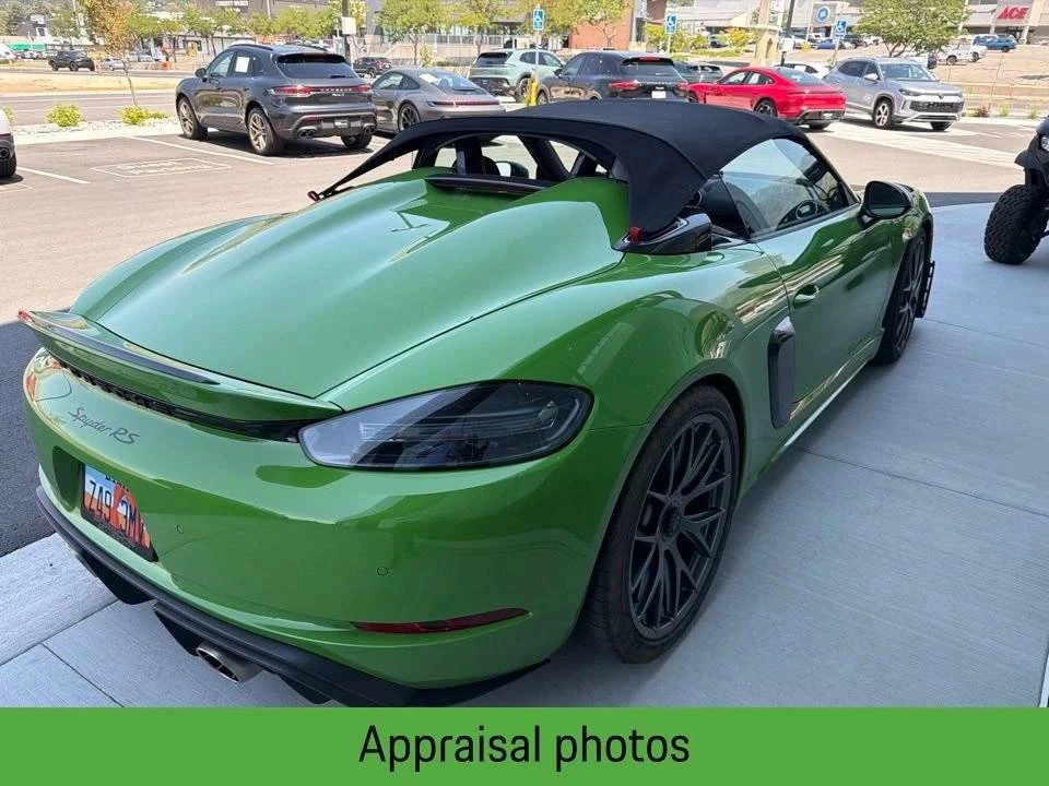2025 Porsche - Image 4 of 5