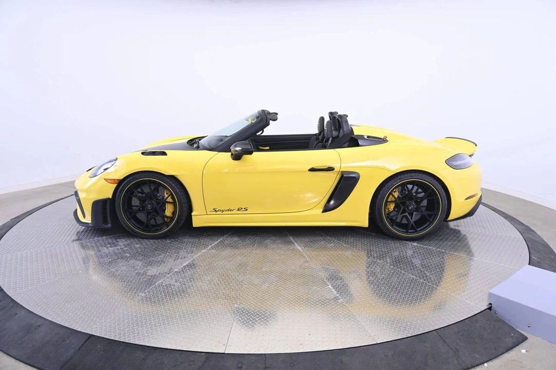 2025 Porsche 718 Boxster Spyder RS - Image 2 of 5