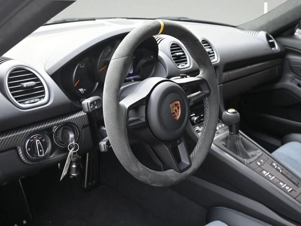 2025 Porsche 718 Boxster Spyder RS - Image 4 of 4