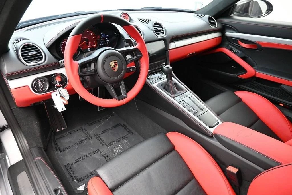 2025 Porsche 718 Boxster Spyder RS - Image 4 of 4