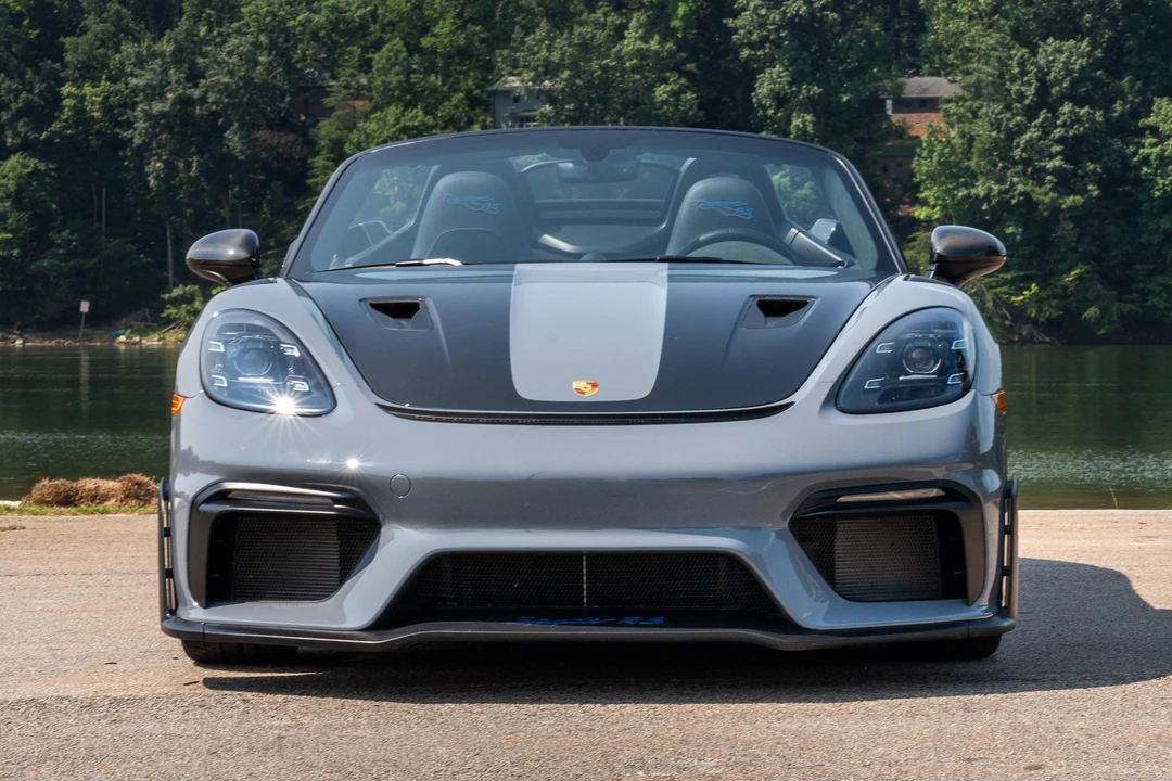 2025 Porsche 718 Boxster - Image 2 of 31