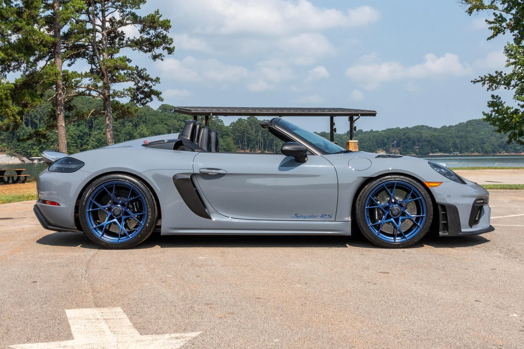 2025 Porsche 718 Boxster - Image 10 of 31