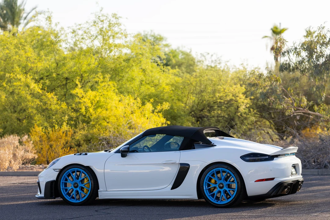 2025 Porsche 718 Boxster Spyder RS - Image 29 of 31
