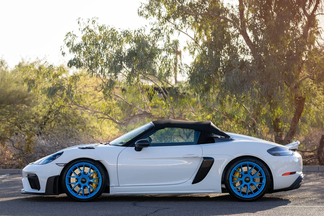 2025 Porsche 718 Boxster Spyder RS - Image 28 of 31