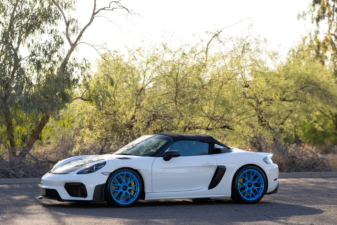 2025 Porsche 718 Boxster Spyder RS - Image 27 of 31