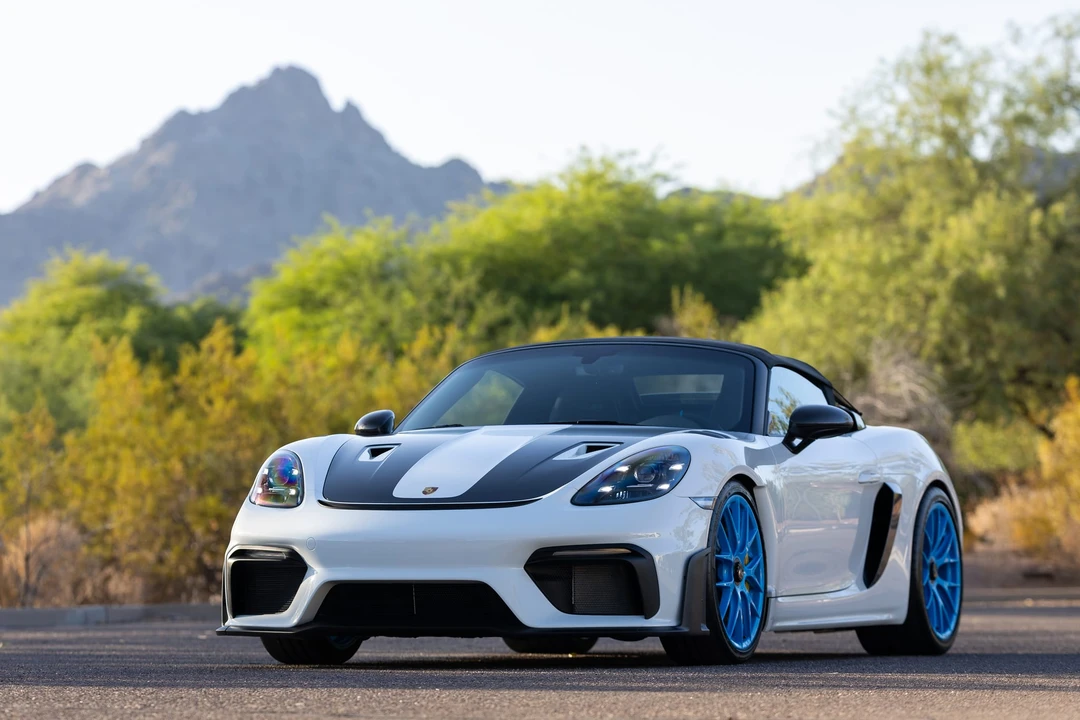 2025 Porsche 718 Boxster Spyder RS - Image 24 of 31