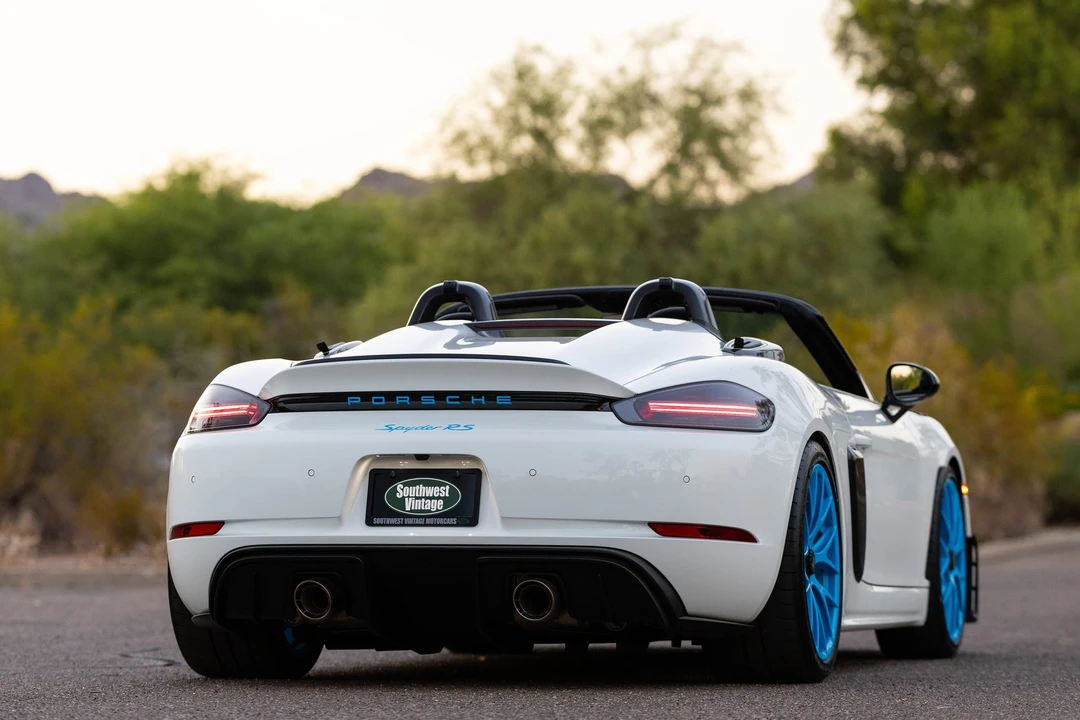 2025 Porsche 718 Boxster Spyder RS - Image 17 of 31