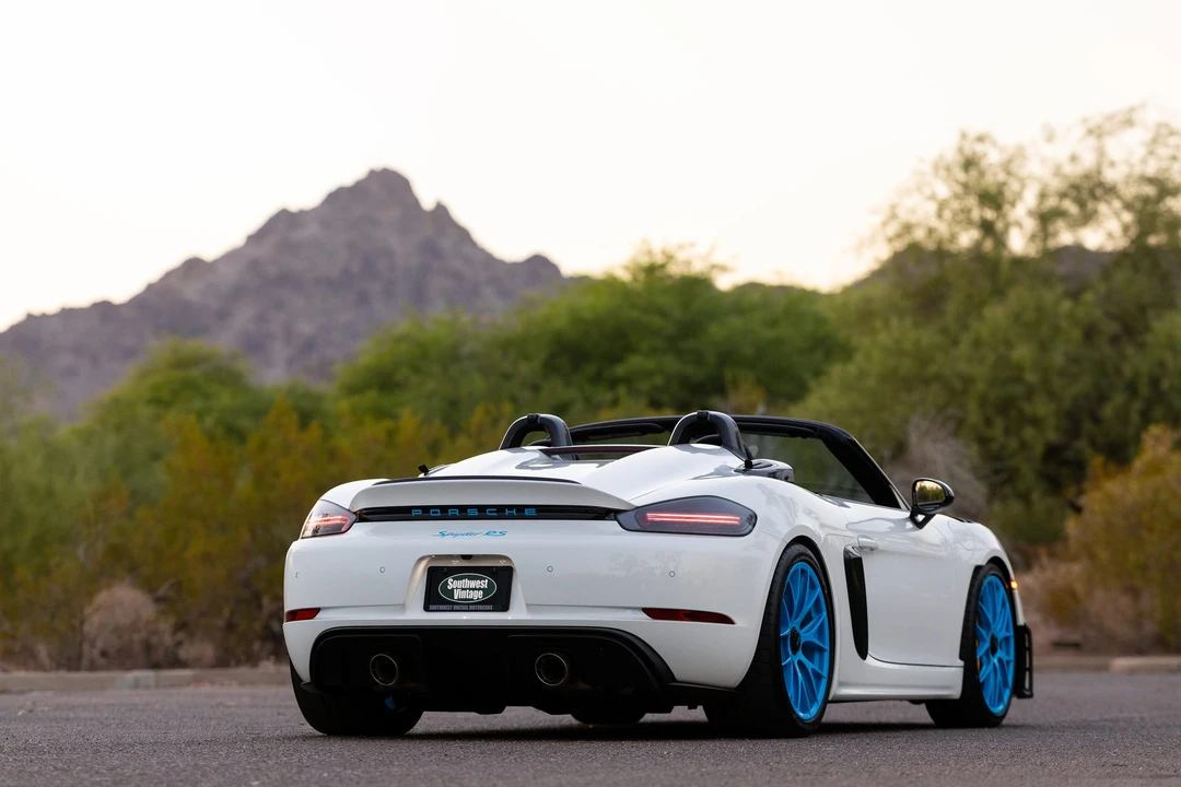 2025 Porsche 718 Boxster Spyder RS - Image 18 of 31