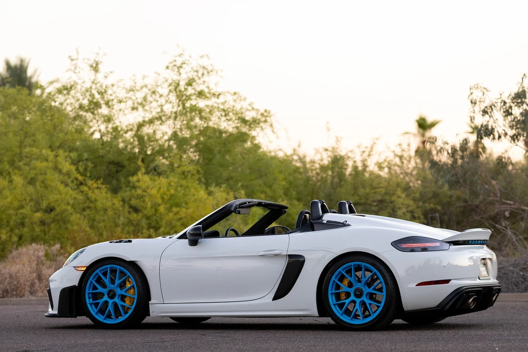 2025 Porsche 718 Boxster Spyder RS - Image 14 of 31