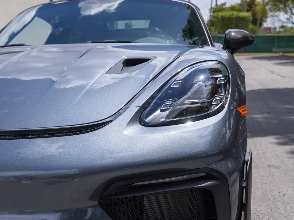2025 Porsche 718 Boxster Spyder RS - Image 24 of 31