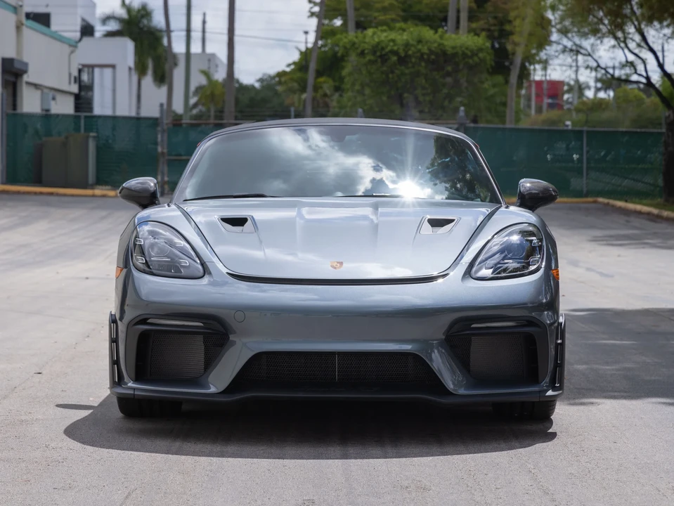 2025 Porsche 718 Boxster Spyder RS - Image 11 of 31