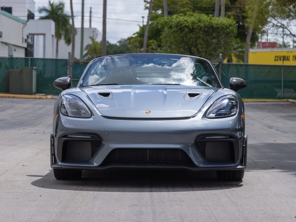 2025 Porsche 718 Boxster Spyder RS - Image 2 of 31