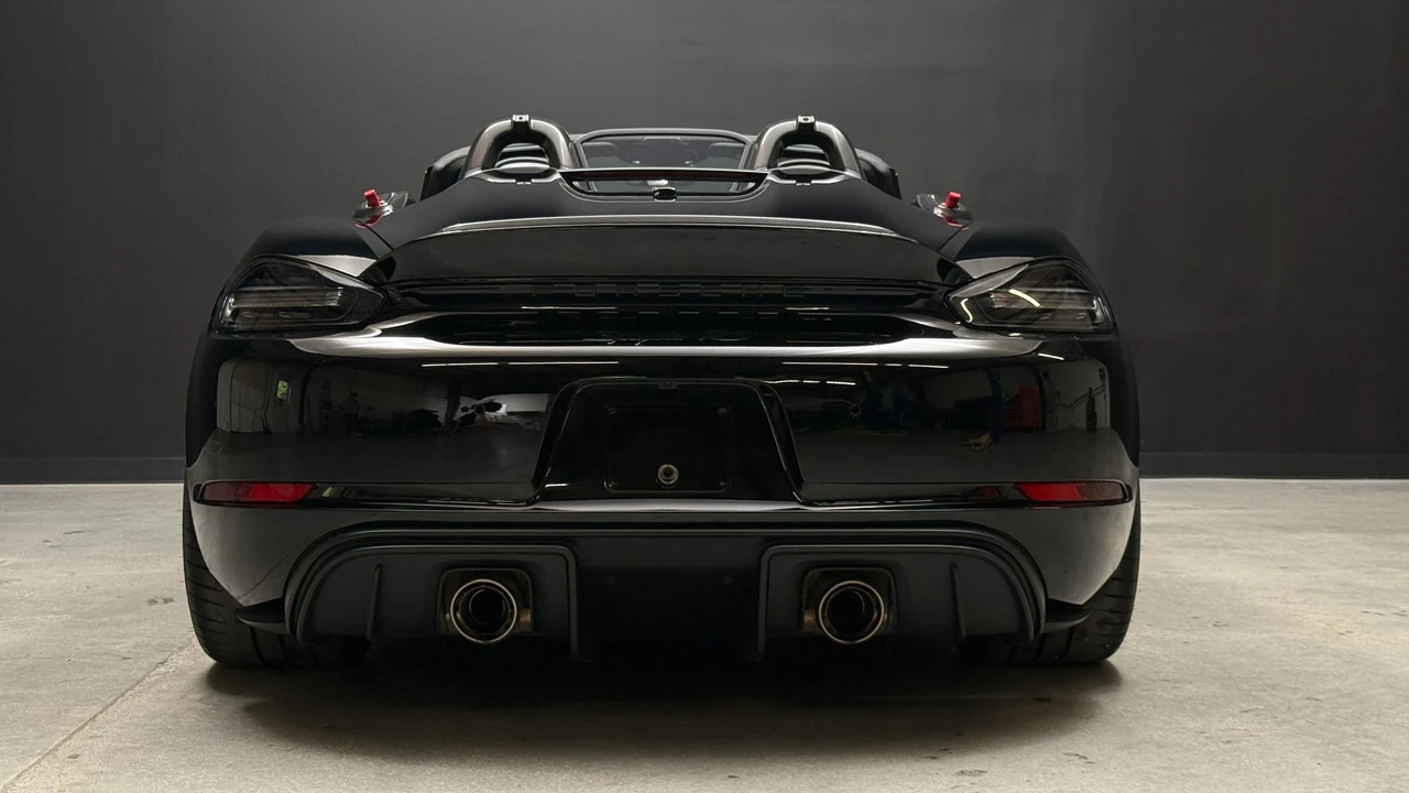 2025 Porsche - Image 6 of 16