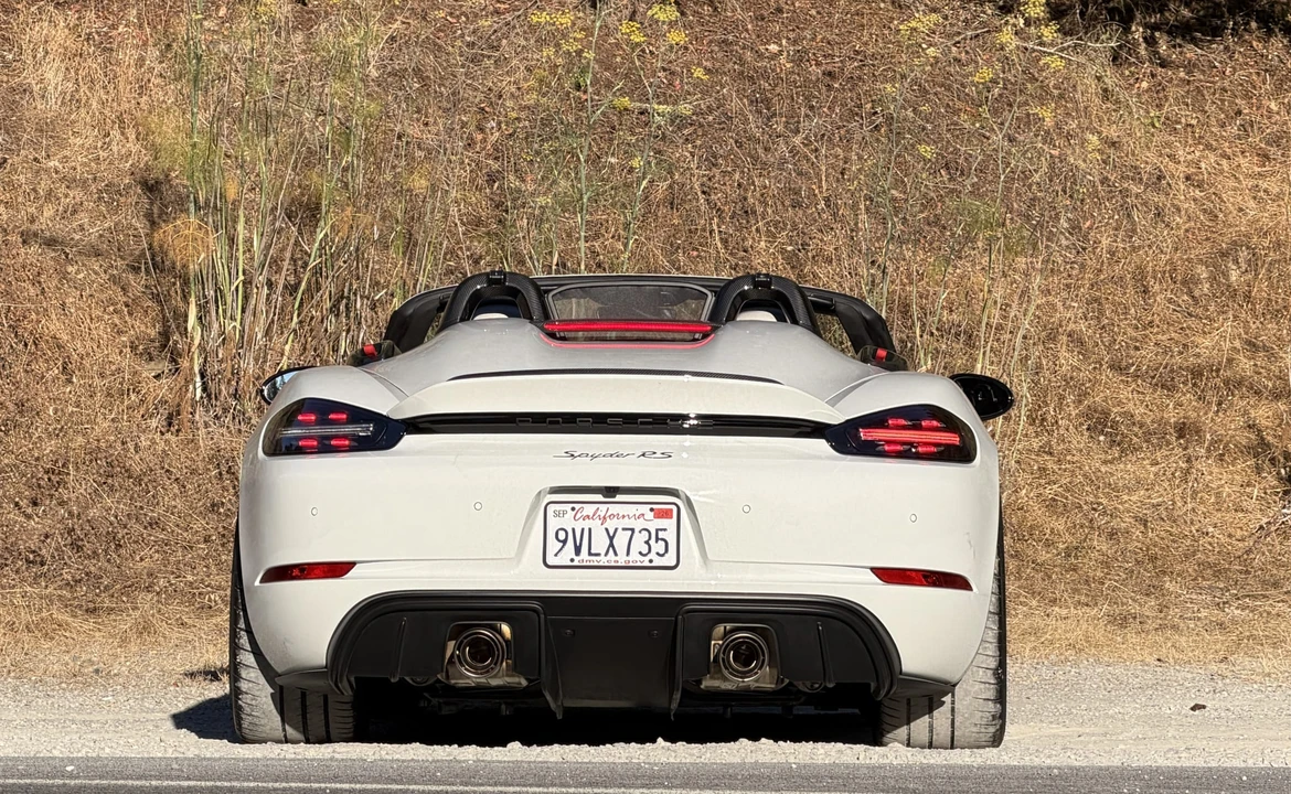 2025 Porsche 718 Boxster Spyder RS - Image 12 of 31