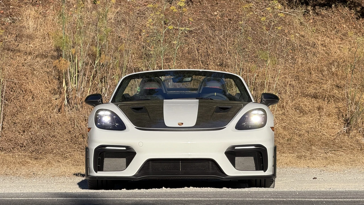 2025 Porsche 718 Boxster Spyder RS - Image 5 of 31
