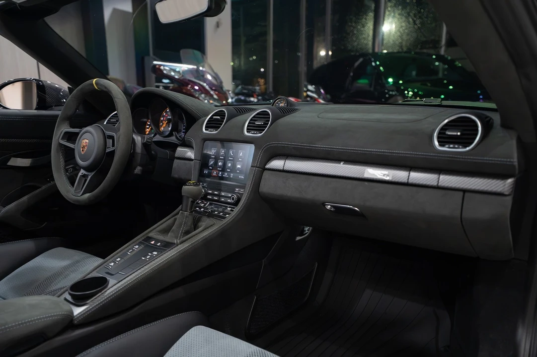 2025 Porsche 718 Boxster Spyder RS - Image 31 of 31