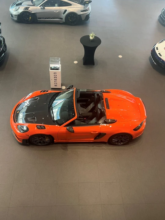 2025 Porsche 718 Boxster Spyder RS - Image 7 of 13