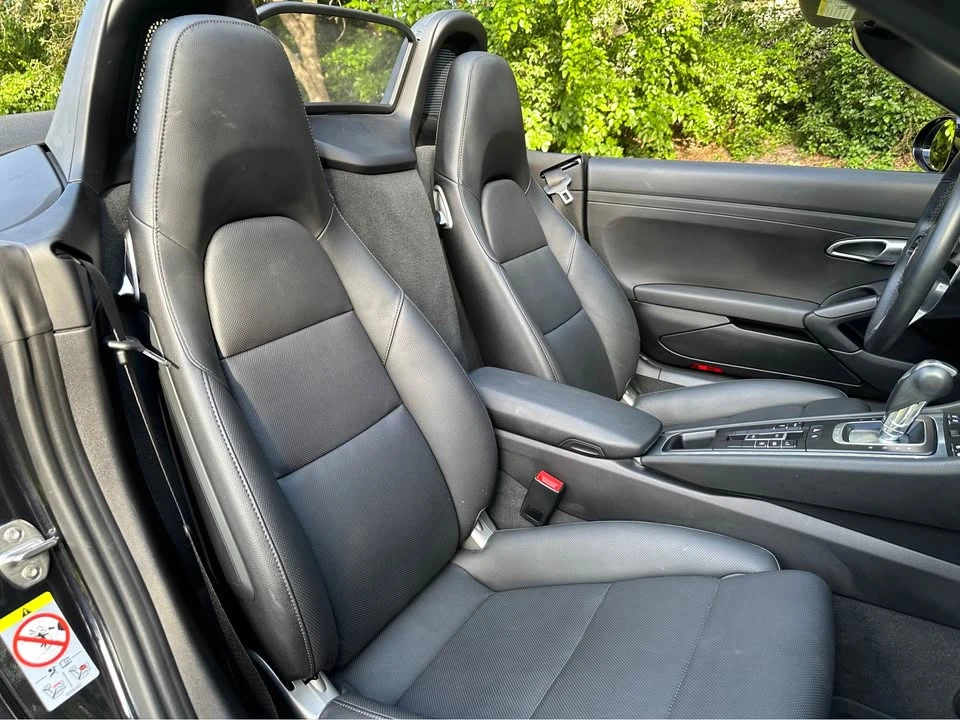 2025 Porsche 718 Boxster - Image 17 of 19