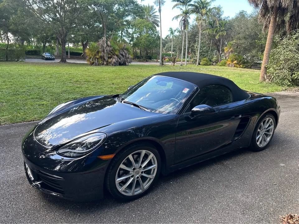 2025 Porsche 718 Boxster - Image 2 of 19