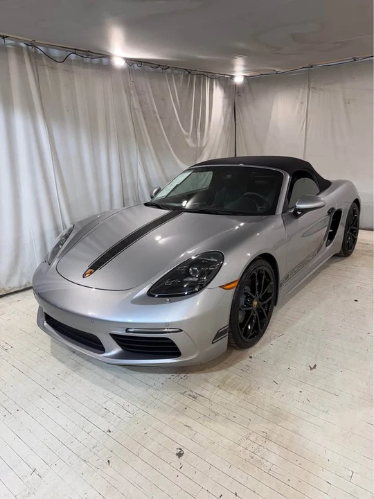 2025 Porsche 718 Boxster - Image 2 of 9