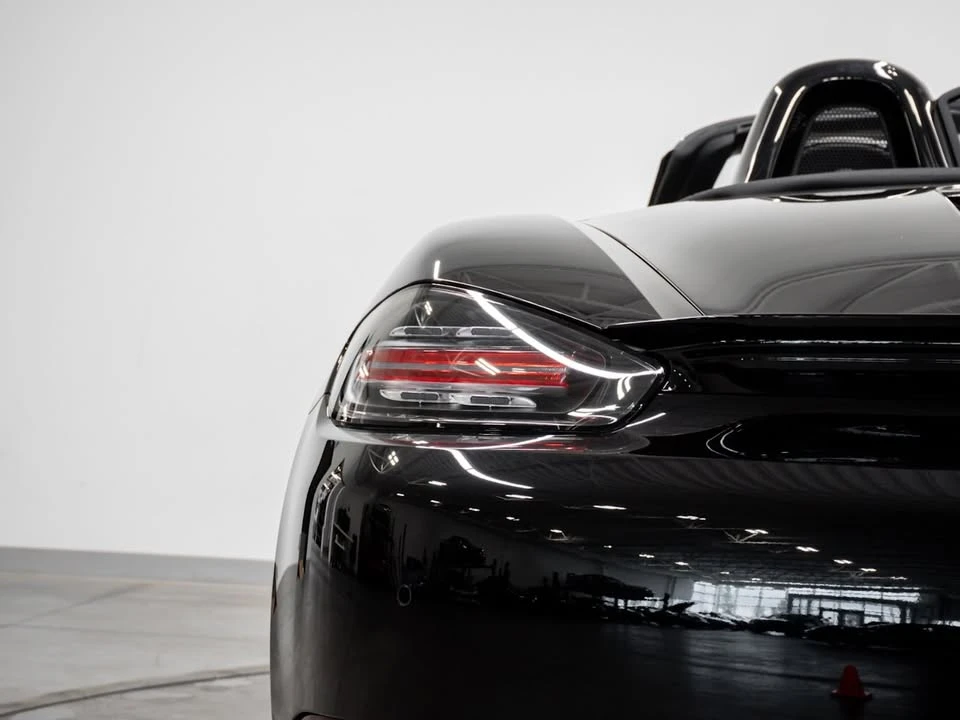 2025 Porsche 718 Boxster - Image 14 of 20