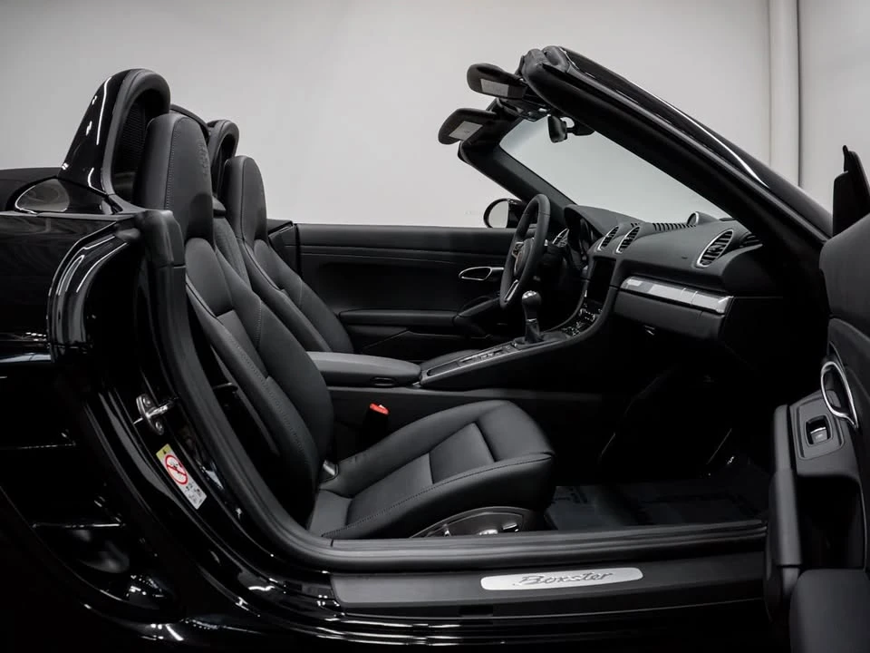 2025 Porsche 718 Boxster - Image 5 of 20