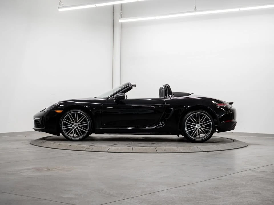 2025 Porsche 718 Boxster - Image 2 of 20