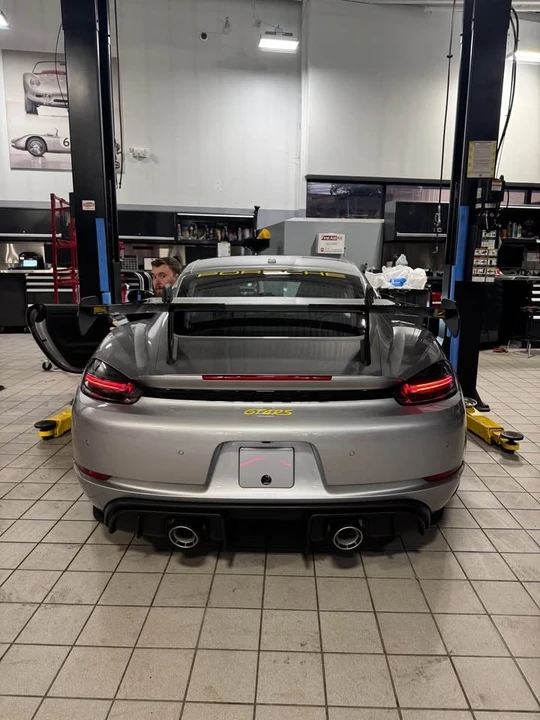 2025 Porsche 718 Cayman - Image 3 of 7