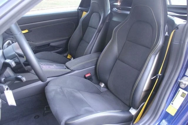 2025 Porsche 718 Cayman - Image 19 of 19