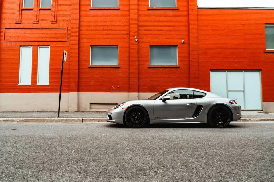 2025 Porsche 718 Cayman - Image 3 of 12