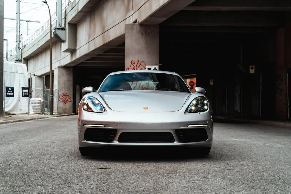 2025 Porsche 718 Cayman - Image 4 of 12