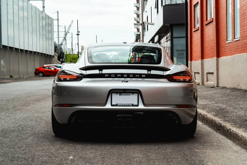 2025 Porsche 718 Cayman - Image 5 of 12