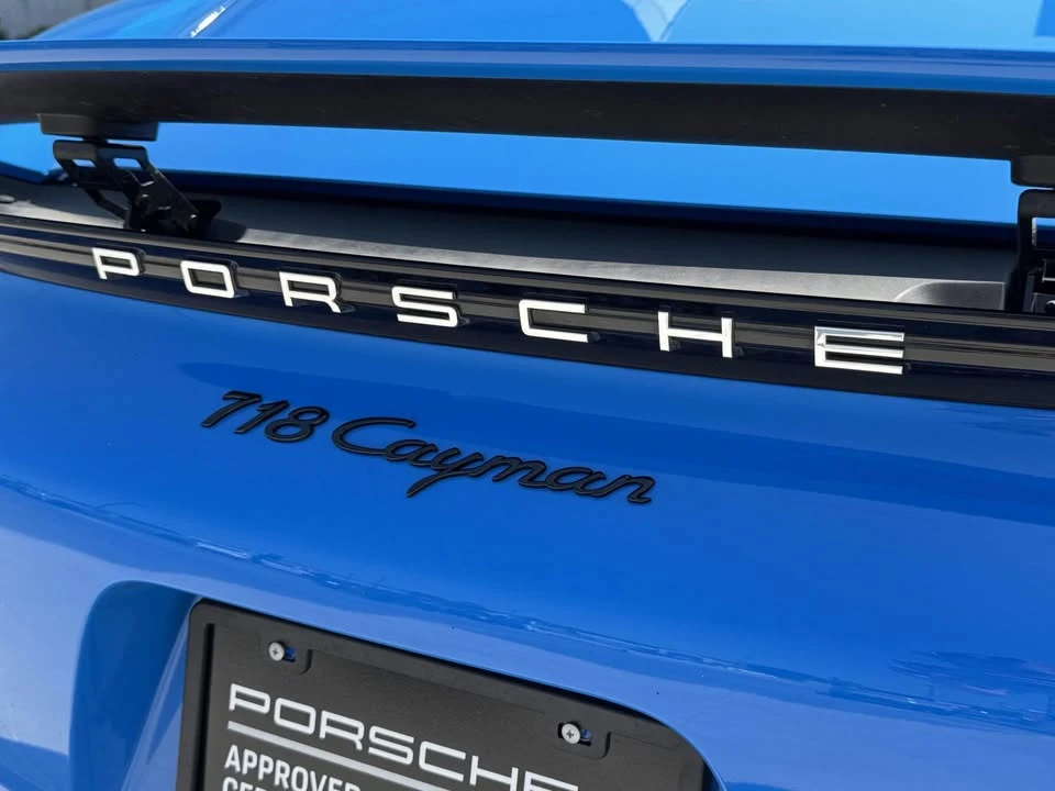 2025 Porsche 718 Cayman - Image 19 of 20