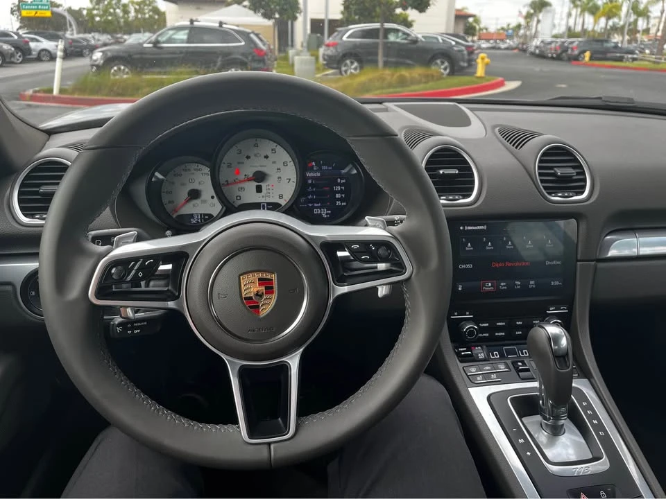 2025 Porsche 718 Cayman - Image 10 of 13