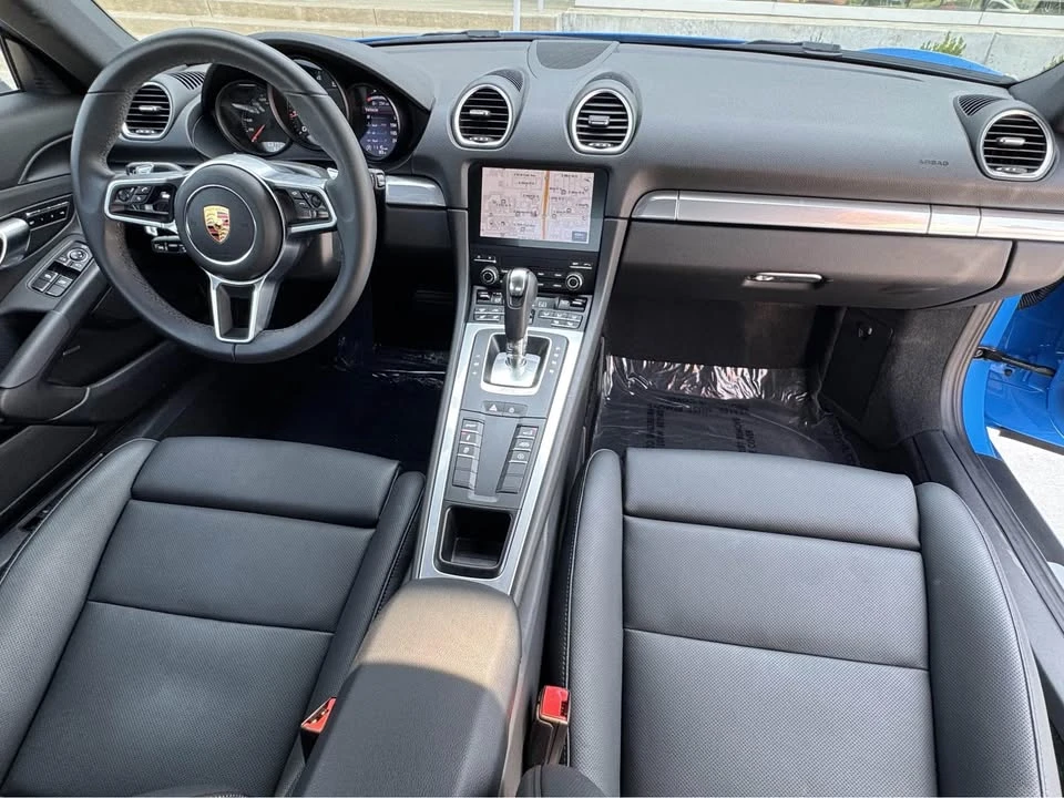2025 Porsche 718 Cayman - Image 13 of 20
