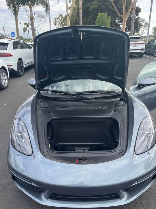 2025 Porsche 718 Cayman - Image 11 of 13