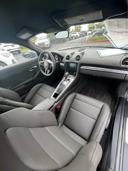2025 Porsche 718 Cayman - Image 7 of 13