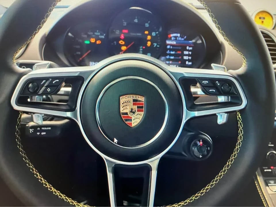 2025 Porsche 718 Cayman - Image 13 of 20