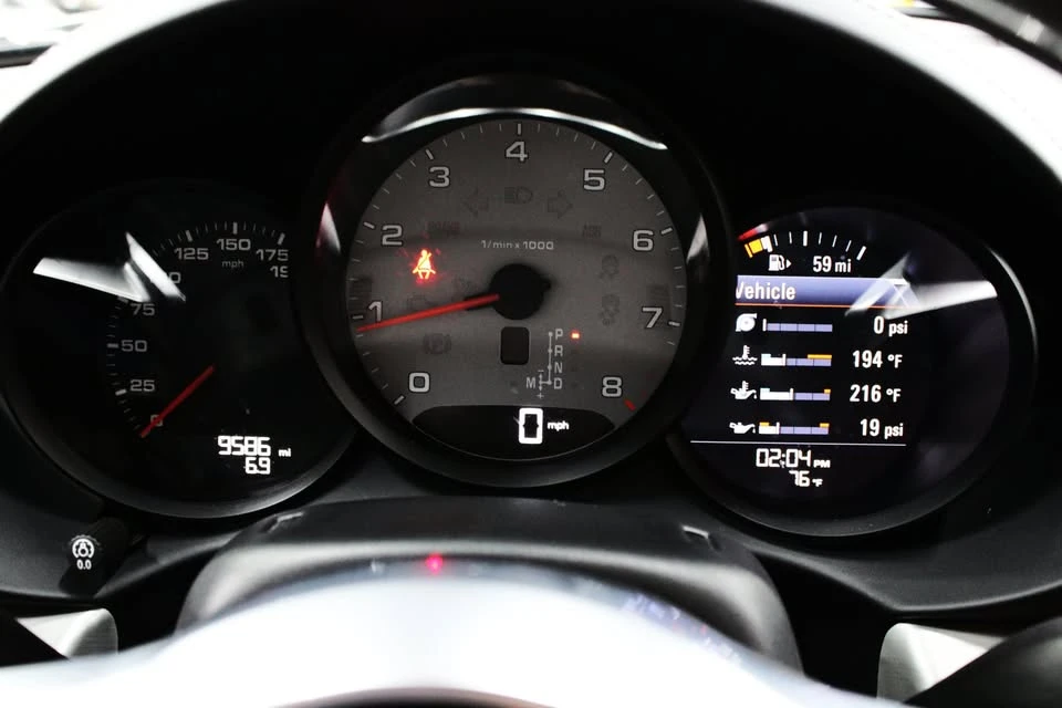 2025 Porsche 718 Cayman - Image 17 of 20