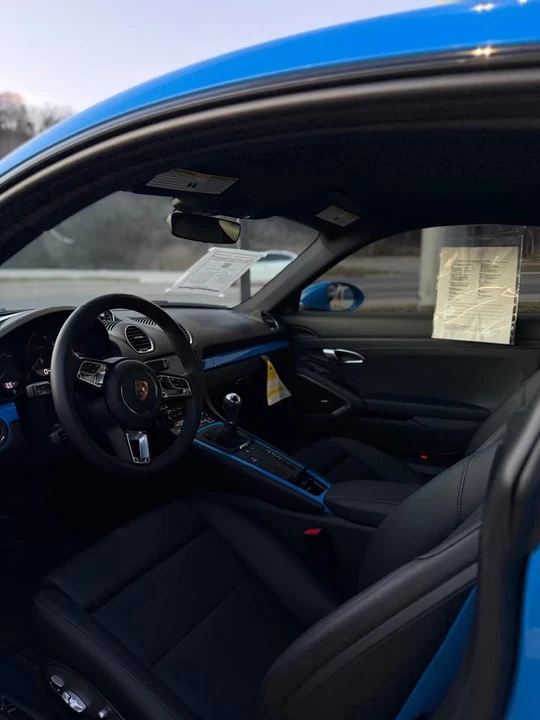 2025 Porsche 718 Cayman S - Image 4 of 6