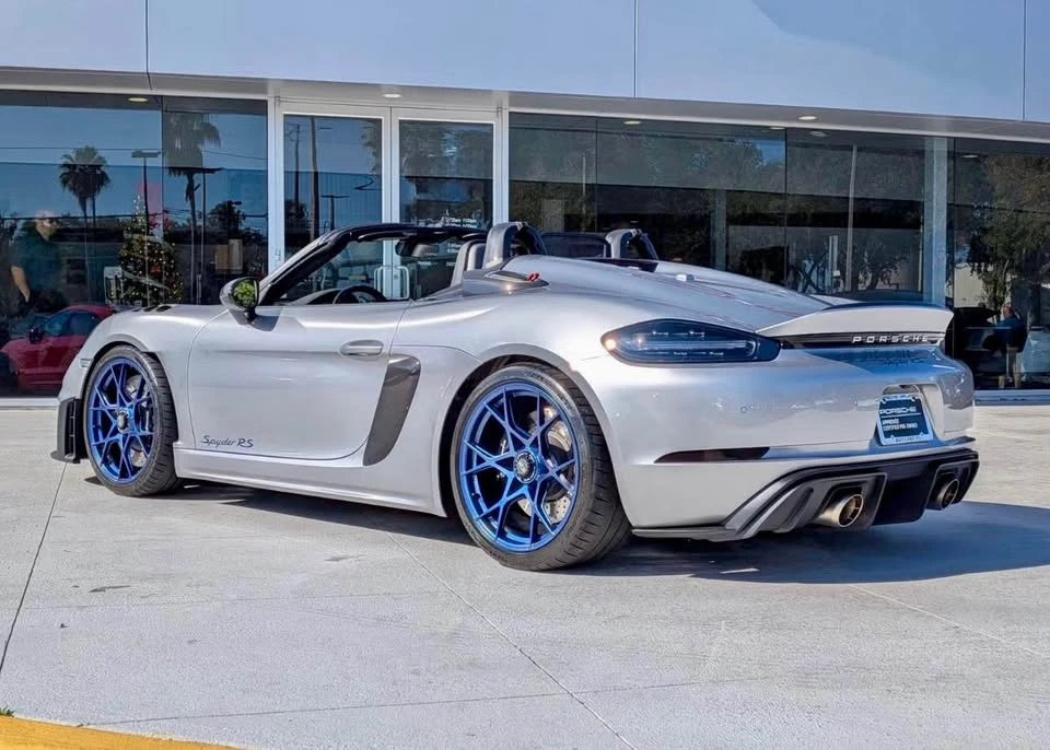 2025 Porsche 718 Boxster Spyder RS - Image 6 of 16